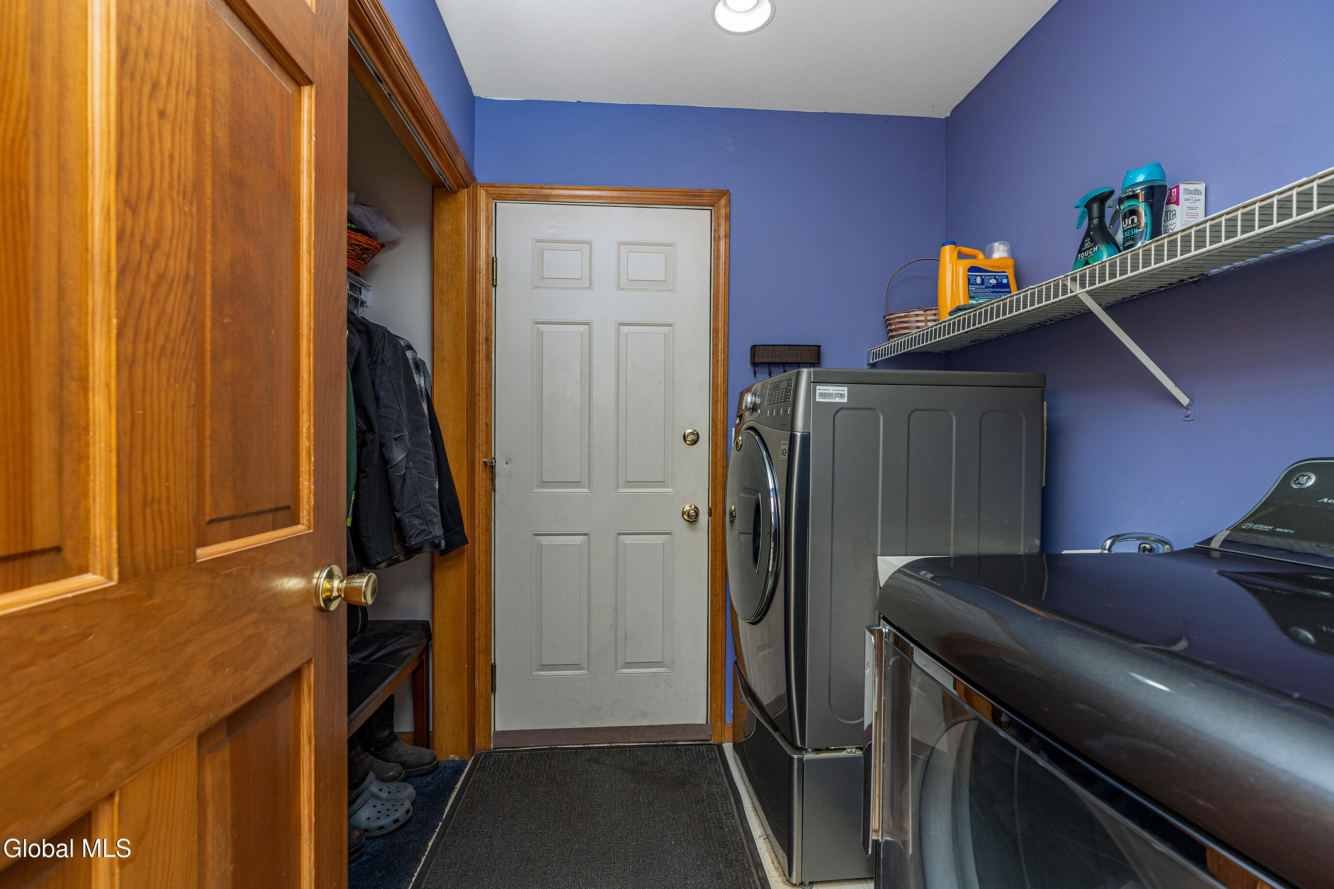 3 Buckingham Court Clifton Park, NY 12065 - Photo 27 of 49 035-3-Buckingham-Ct-Clifton-Park-NY-1206