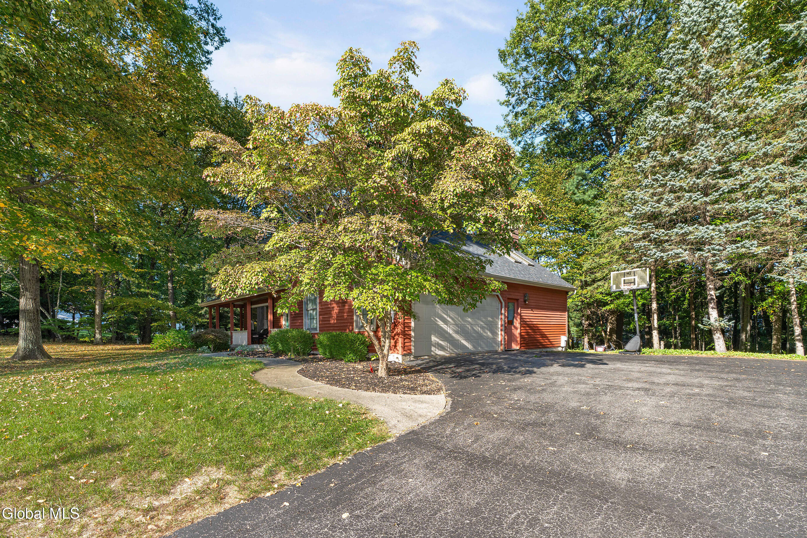 3 Buckingham Court Clifton Park, NY 12065 - Photo 3 of 49 002-3-Buckingham-Ct-Clifton-Park-NY-1206