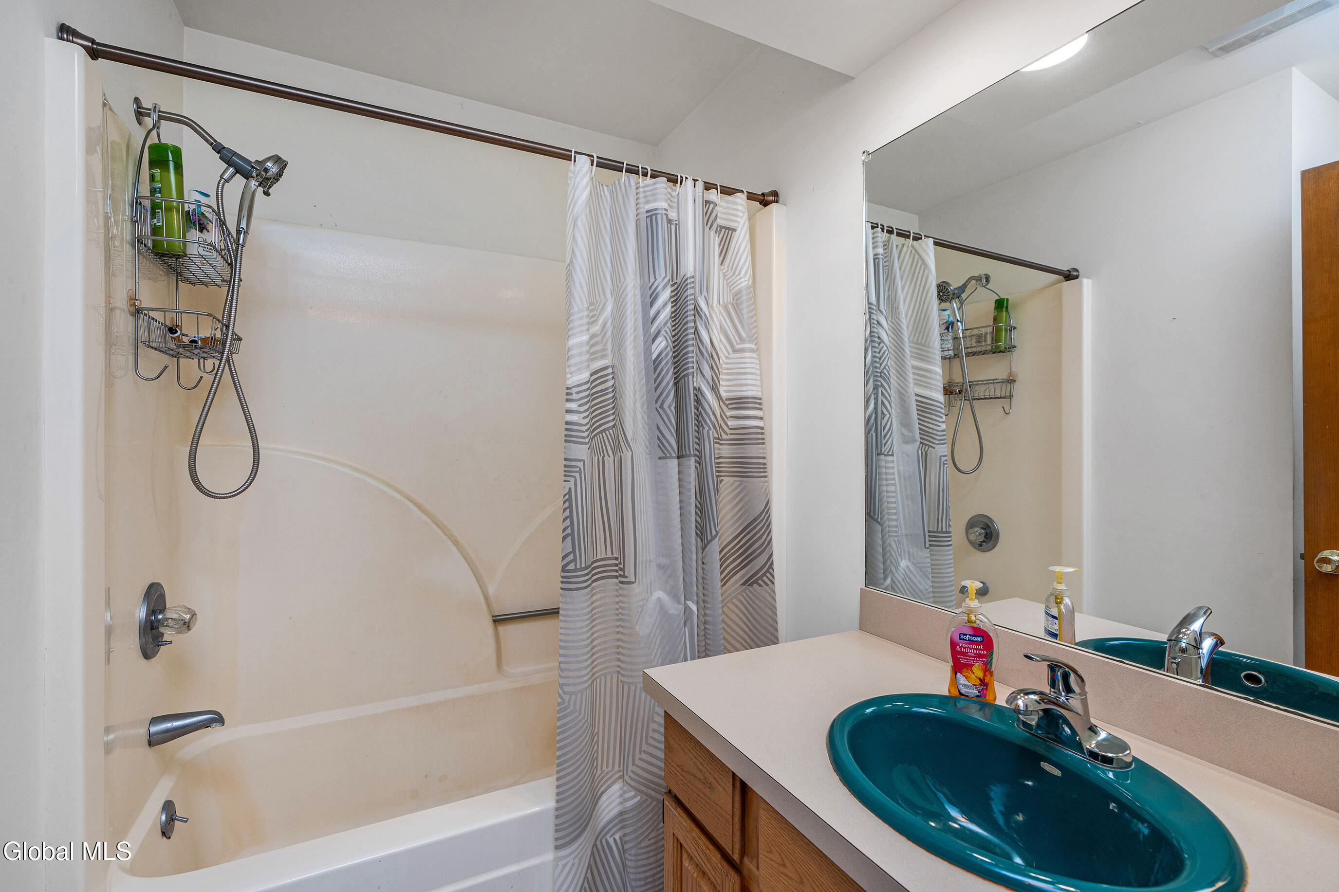 3 Buckingham Court Clifton Park, NY 12065 - Photo 41 of 49 039-3-Buckingham-Ct-Clifton-Park-NY-1206