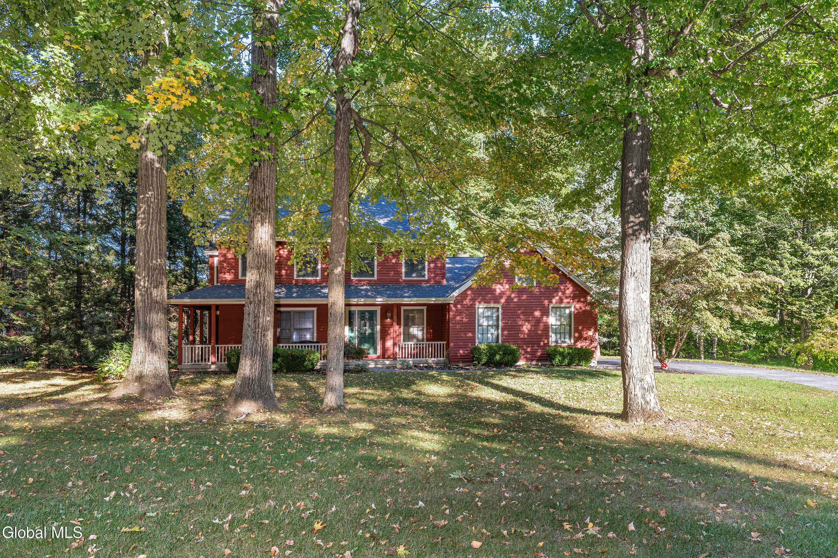 3 Buckingham Court Clifton Park, NY 12065 - Photo 5 of 49 004-3-Buckingham-Ct-Clifton-Park-NY-1206