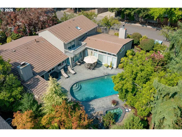 $1,250,000 | 11330 Southwest Lynnvale Drive, Portland, OR 97225