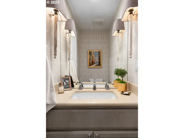 $1,250,000 | 11330 Southwest Lynnvale Drive, Portland, OR 97225