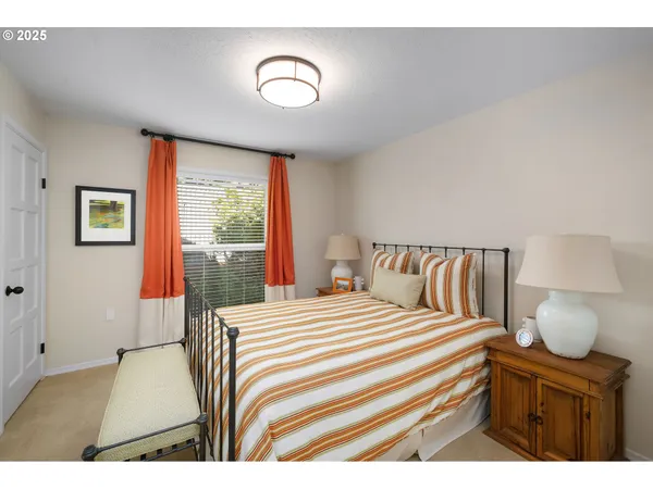 $1,250,000 | 11330 Southwest Lynnvale Drive, Portland, OR 97225