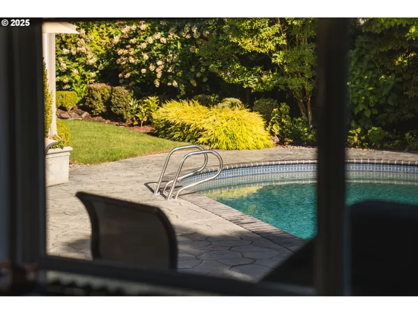 $1,250,000 | 11330 Southwest Lynnvale Drive, Portland, OR 97225