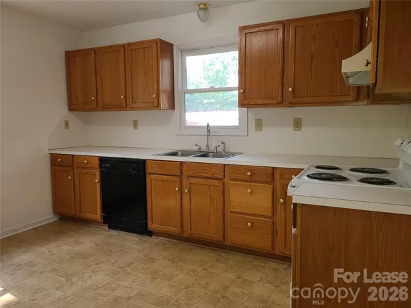 $1,500 | 210 North Cloudman Street, Charlotte, NC 28216