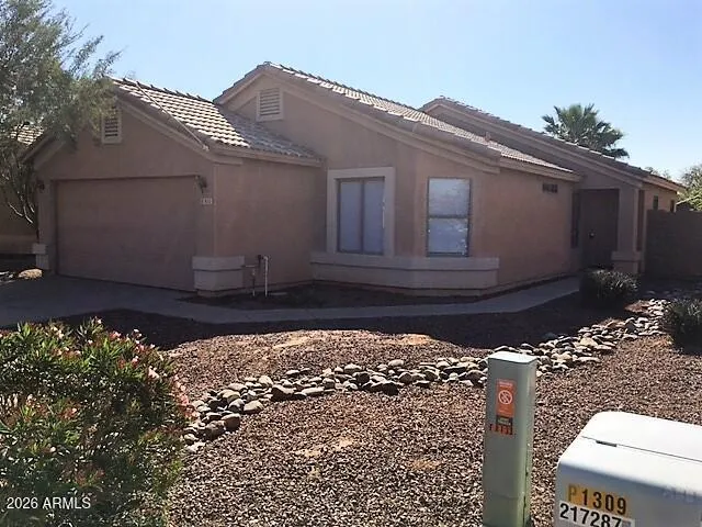 $1,900 | 8133 West Magnolia Street, Phoenix, AZ 85043