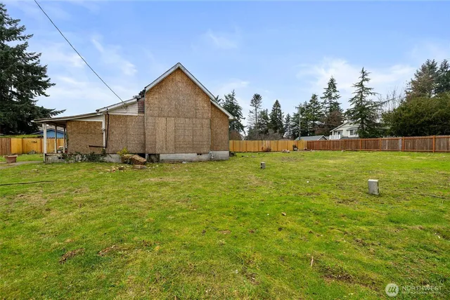 $520,000 | 11205 12th Avenue Southwest, Seattle, WA 98146