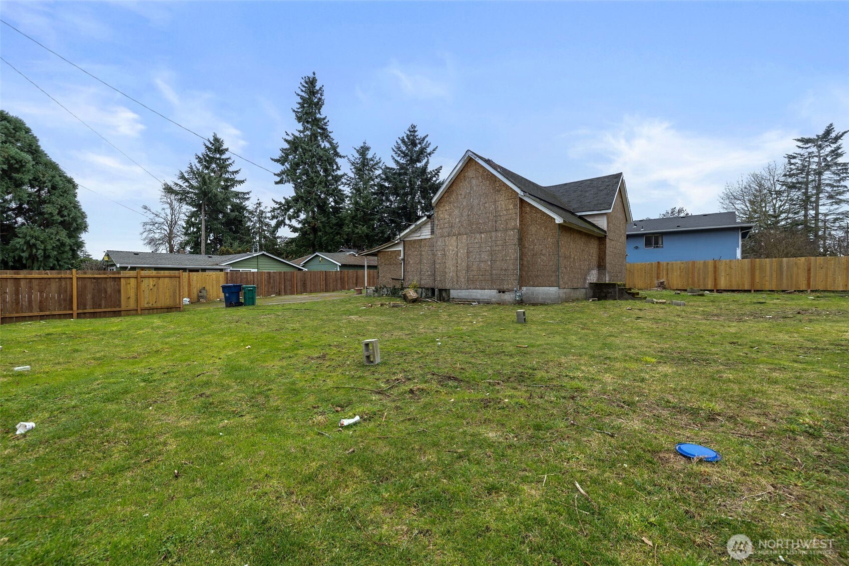 11205 12th Avenue Southwest Seattle, WA 98146 - Photo 18 of 36