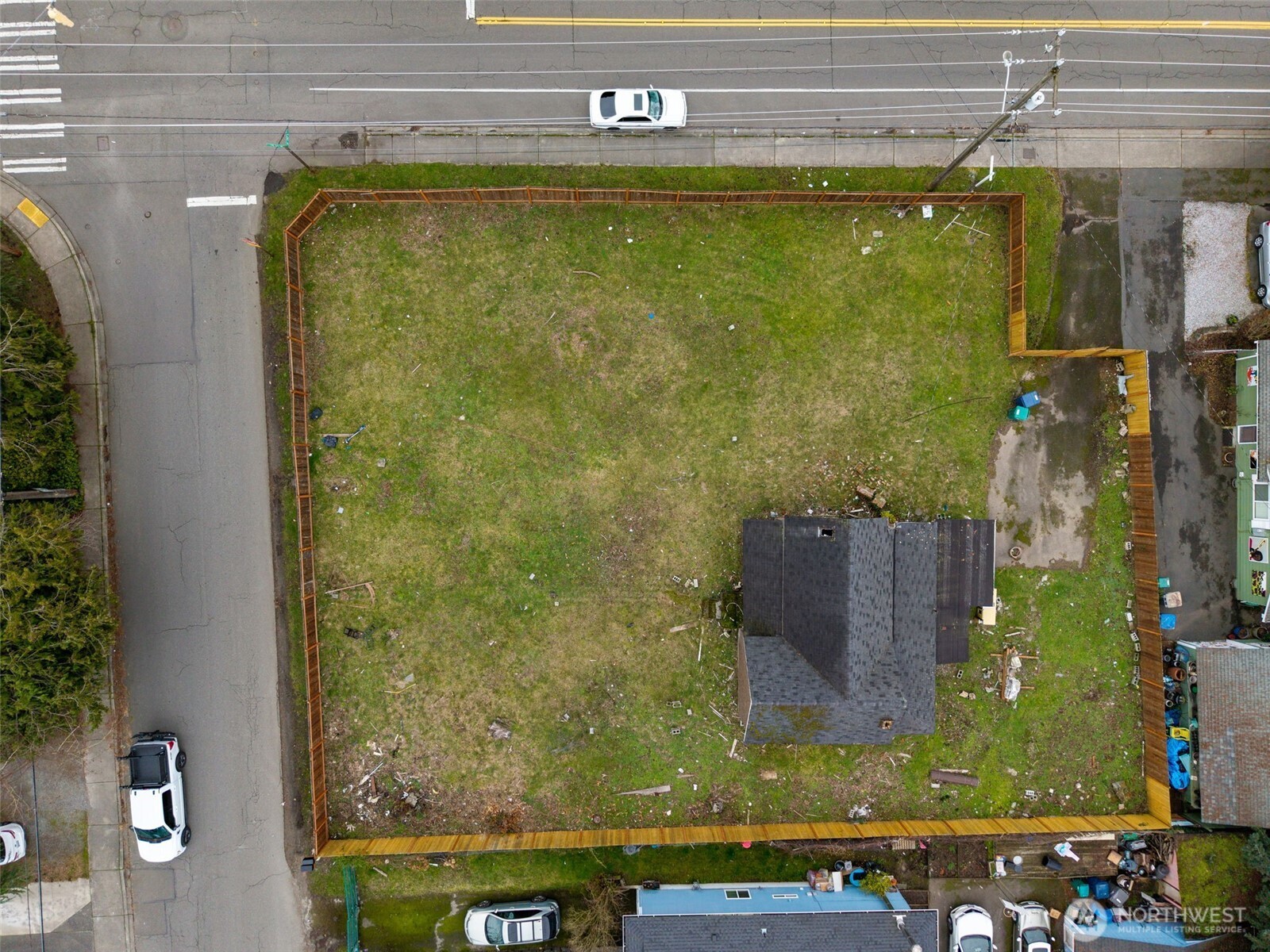 11205 12th Avenue Southwest Seattle, WA 98146 - Photo 22 of 36