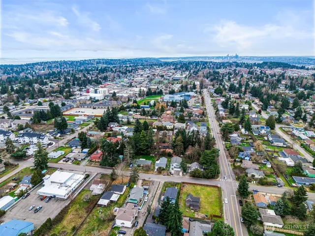 $520,000 | 11205 12th Avenue Southwest, Seattle, WA 98146