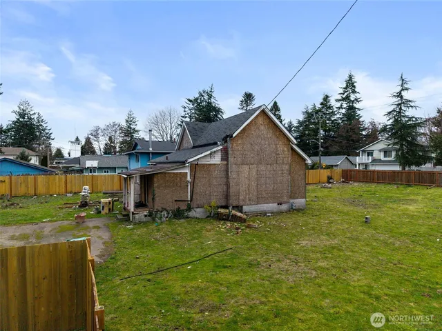 $520,000 | 11205 12th Avenue Southwest, Seattle, WA 98146
