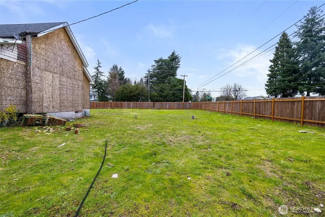 $520,000 | 11205 12th Avenue Southwest, Seattle, WA 98146
