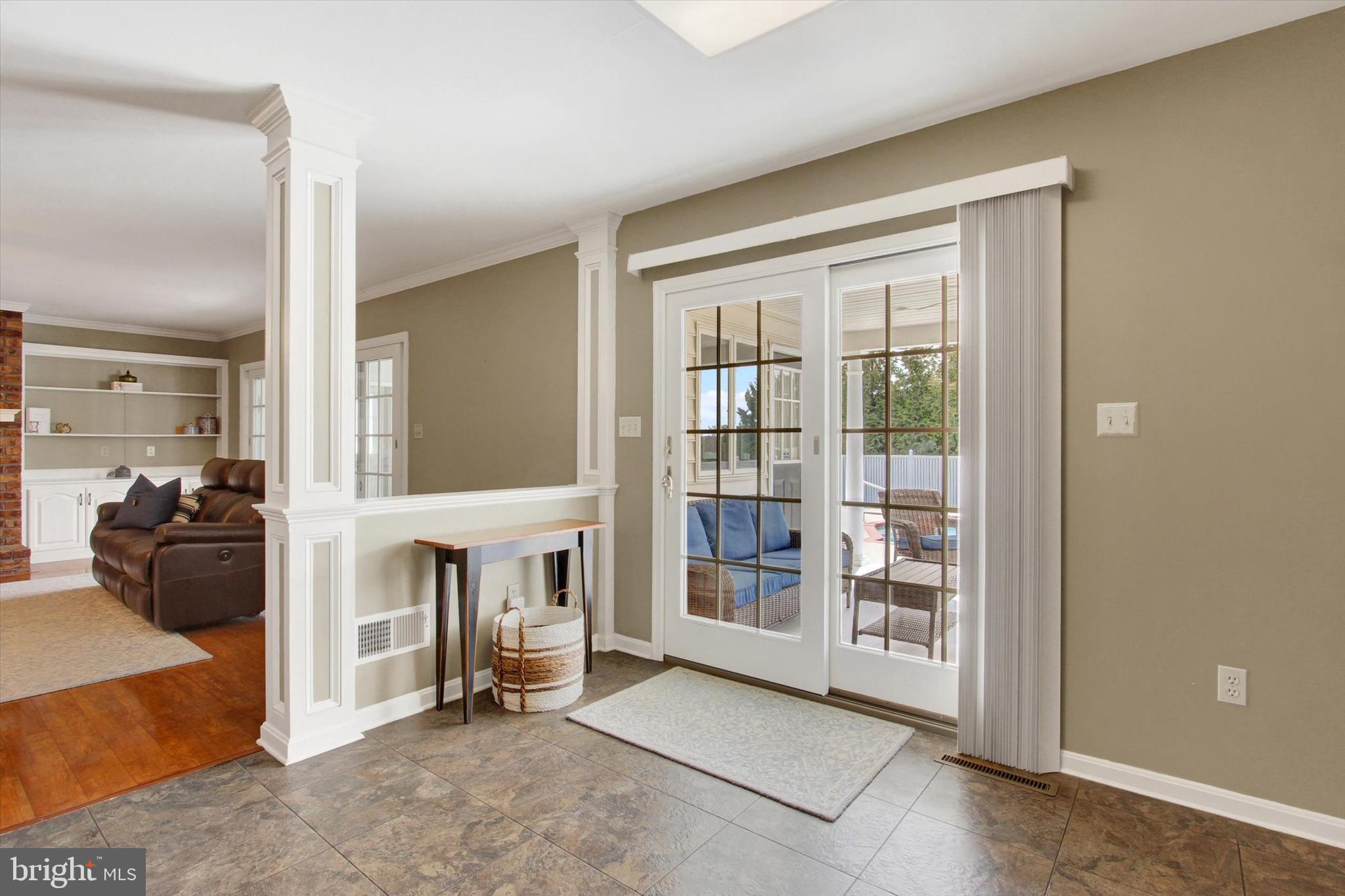 266 Fairview Drive Hanover, PA 17331 - Photo 14 of 49 a view of a livingroom with tub and furniture
