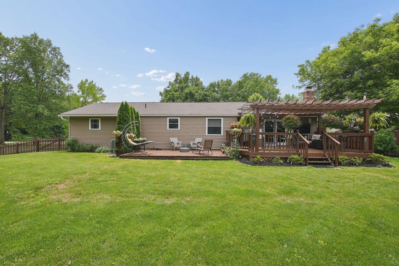 214 Greenbrier Road Sunbury, OH 43074 - Photo 4 of 39