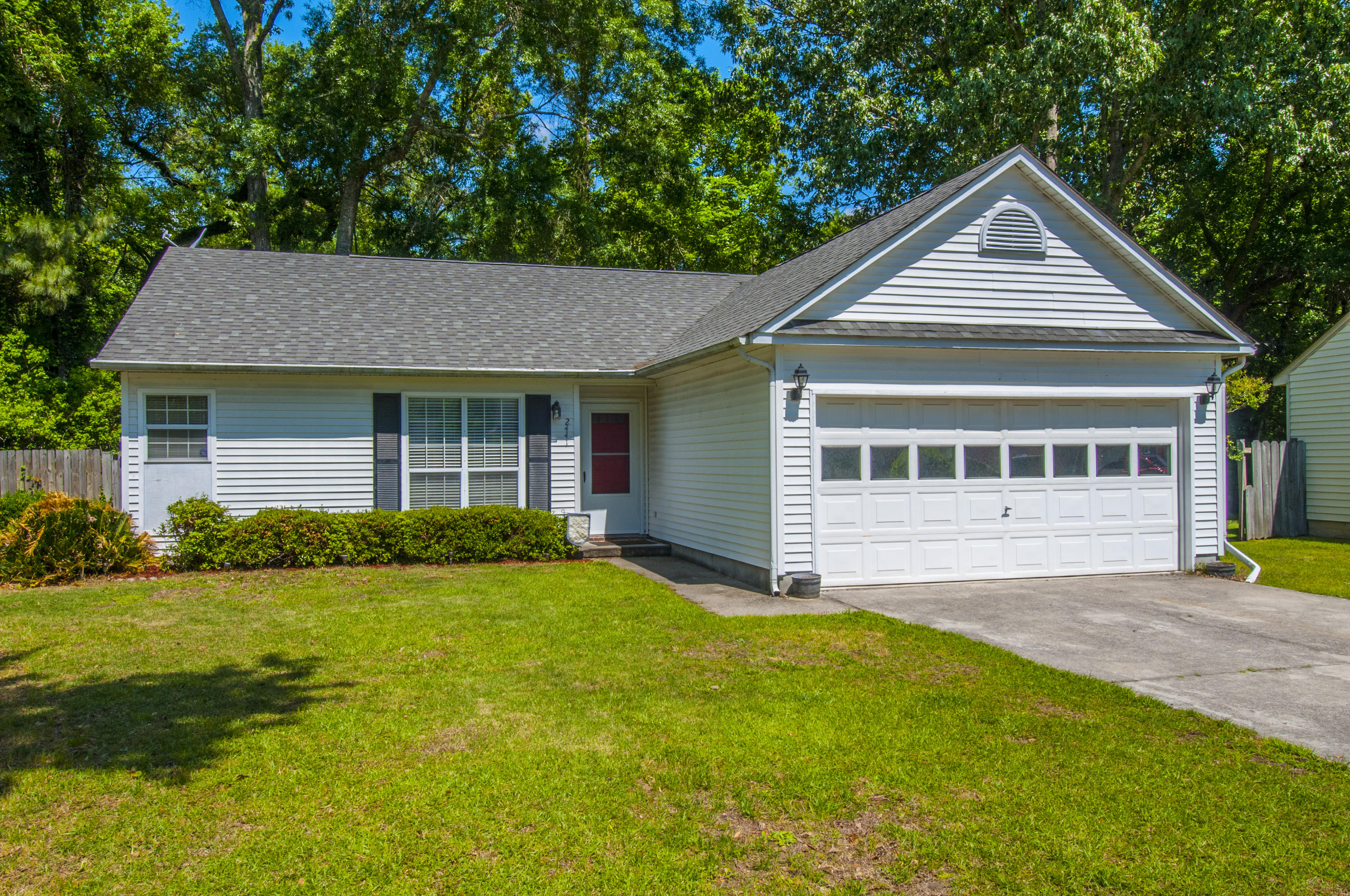 2441 Castlereagh Road Charleston, SC 29414 - Photo 1 of 15 Front