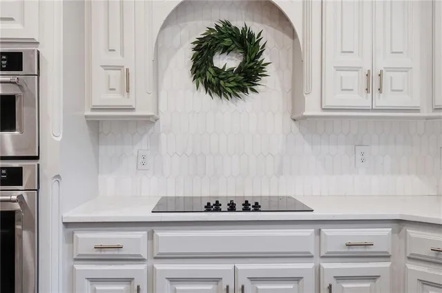 $1,100,000 | 26640 West 109th Street, Olathe, KS 66061