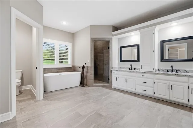 $1,100,000 | 26640 West 109th Street, Olathe, KS 66061