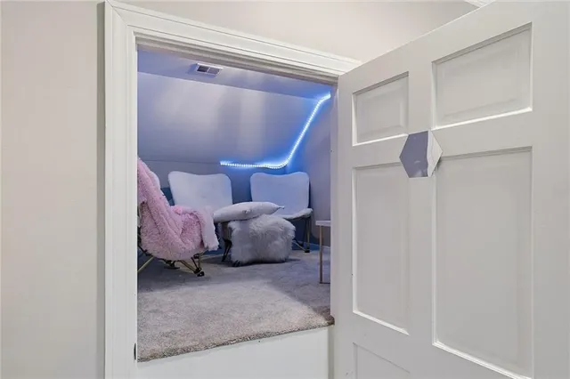 $1,100,000 | 26640 West 109th Street, Olathe, KS 66061