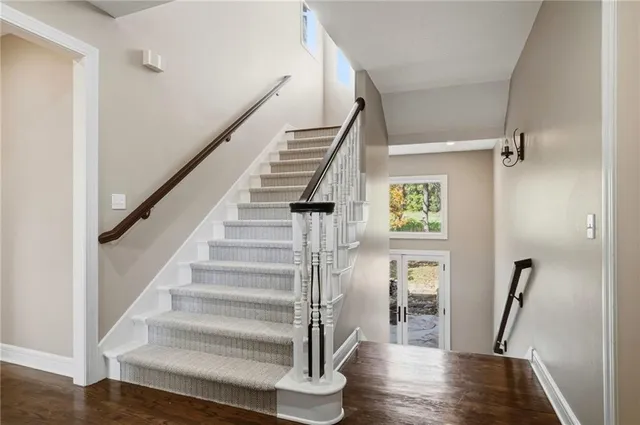 $1,100,000 | 26640 West 109th Street, Olathe, KS 66061