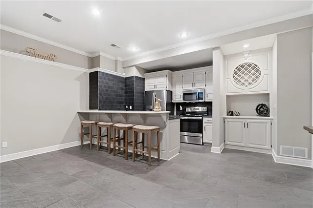 $1,100,000 | 26640 West 109th Street, Olathe, KS 66061