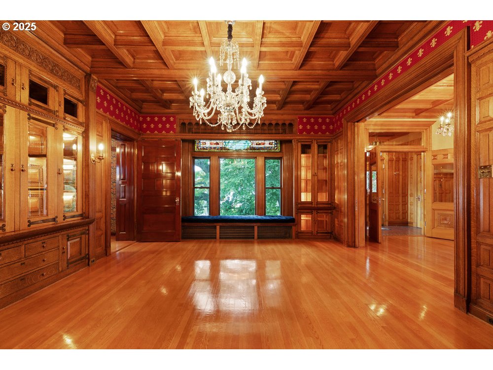 1816 Southwest Hawthorne Terrace Portland, OR 97201 - Photo 16 of 48 a view of an empty room with a window