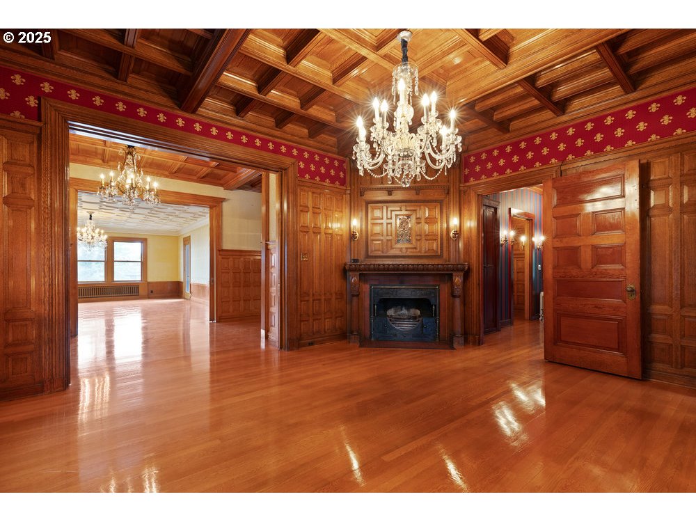 1816 Southwest Hawthorne Terrace Portland, OR 97201 - Photo 18 of 48 a view of a livingroom with a fireplace