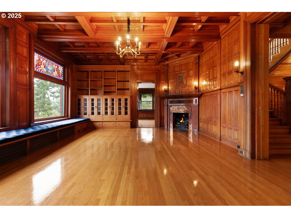 1816 Southwest Hawthorne Terrace Portland, OR 97201 - Photo 19 of 48 a view of hall way with furniture and chandelier