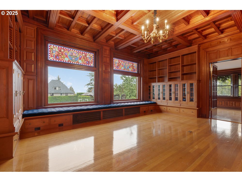 1816 Southwest Hawthorne Terrace Portland, OR 97201 - Photo 20 of 48 a view of swimming pool with a outdoor seating