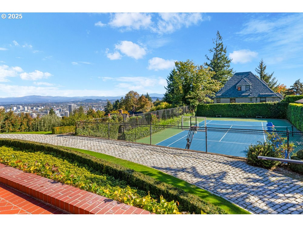 1816 Southwest Hawthorne Terrace Portland, OR 97201 - Photo 26 of 48 a view of a lake with a garden