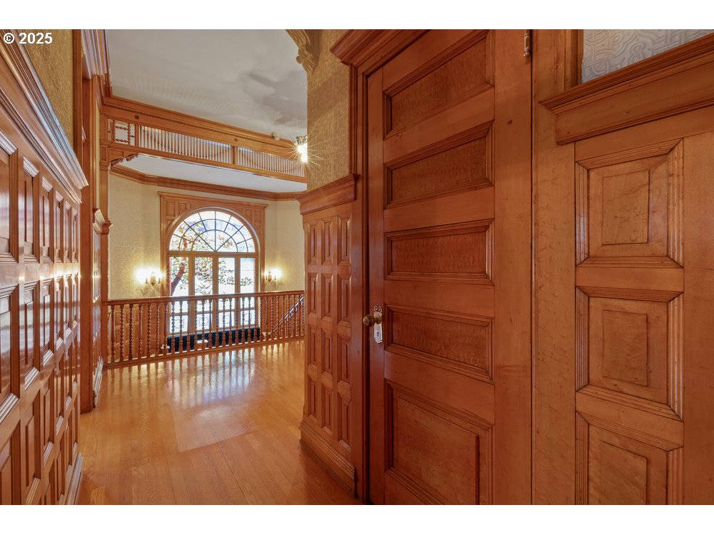 1816 Southwest Hawthorne Terrace Portland, OR 97201 - Photo 41 of 48