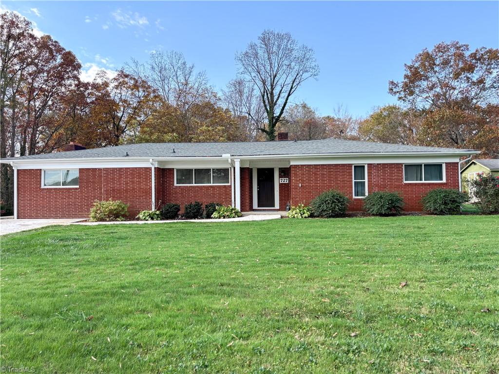 727 North Franklin Road Mount Airy, NC 27030 - Photo 1 of 48 Gallery Image 1