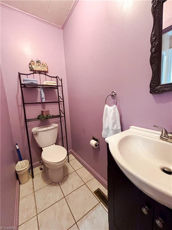 727 North Franklin Road Mount Airy, NC 27030 - Photo 21 of 48 Gallery Image 21