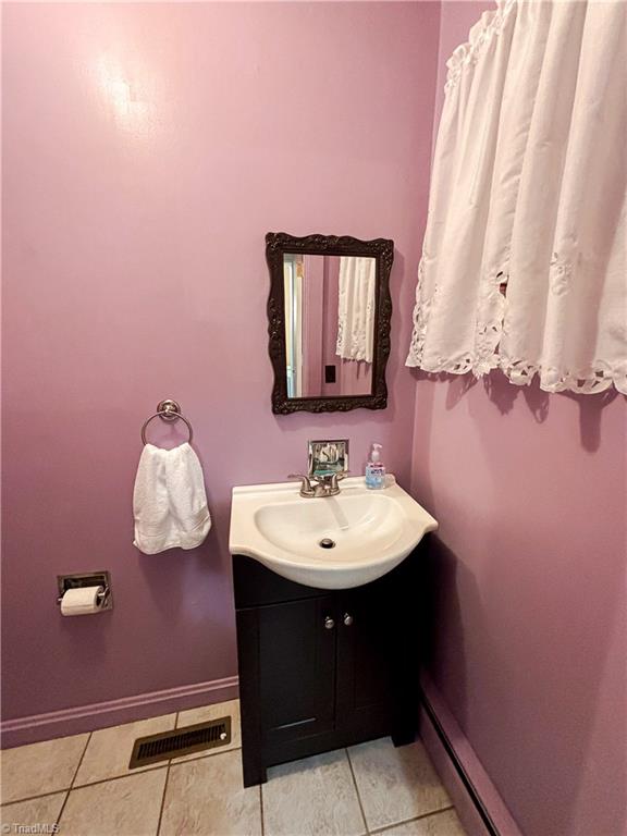 727 North Franklin Road Mount Airy, NC 27030 - Photo 22 of 48 Gallery Image 22