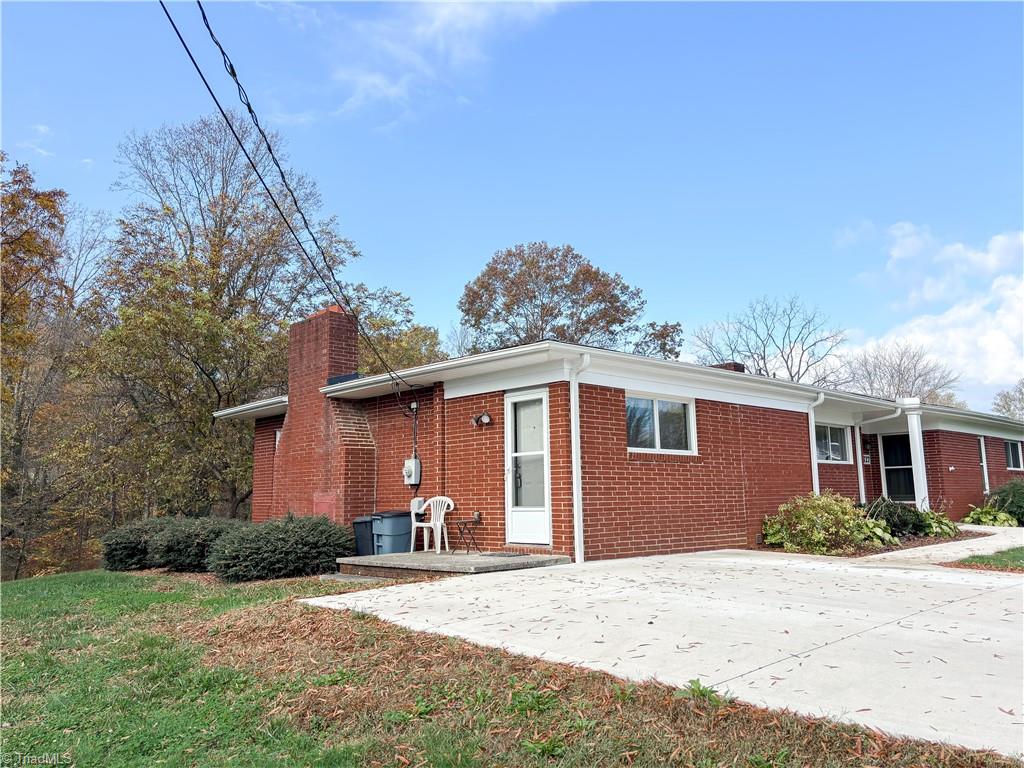 727 North Franklin Road Mount Airy, NC 27030 - Photo 38 of 48 Gallery Image 38