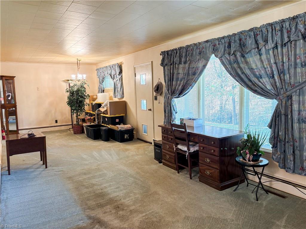 727 North Franklin Road Mount Airy, NC 27030 - Photo 7 of 48 Gallery Image 7