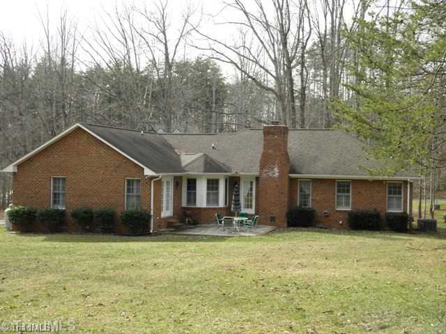 7382 Lee's Ridge Road Oak Ridge, NC 27310 - Photo 14 of 16 Exterior Back.