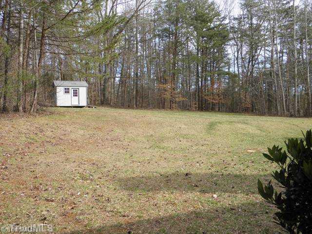 7382 Lee's Ridge Road Oak Ridge, NC 27310 - Photo 15 of 16 Yard/Garden.