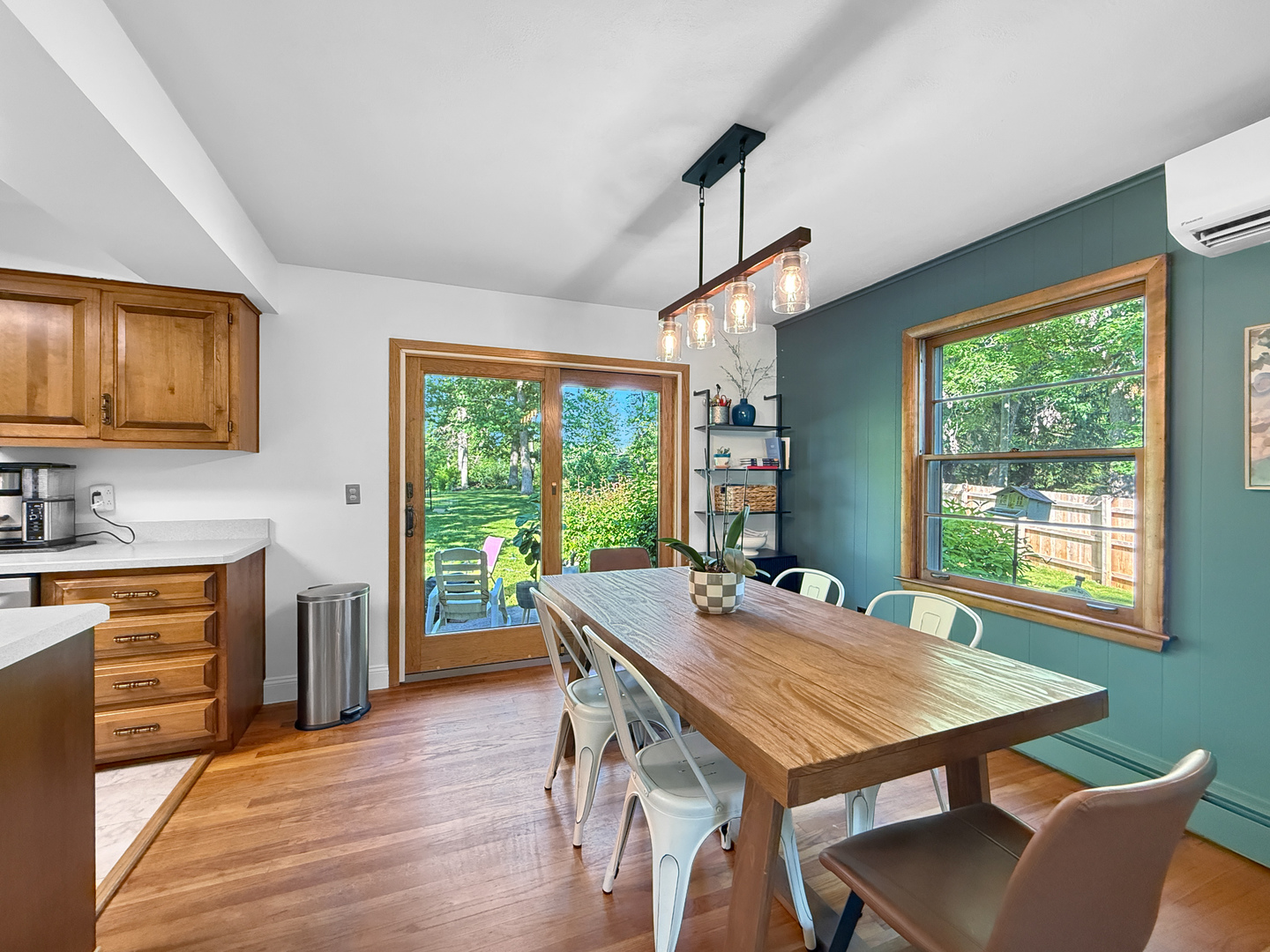 4705 Wild Cherry Road Crystal Lake, IL 60012 - Photo 8 of 34