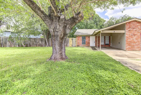$1,595 | 5301 Indio Circle, Unit A, Austin, TX 78745