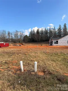 $514,900 | 829 B Wynnshire Drive, Unit 58B, Hickory, NC 28601