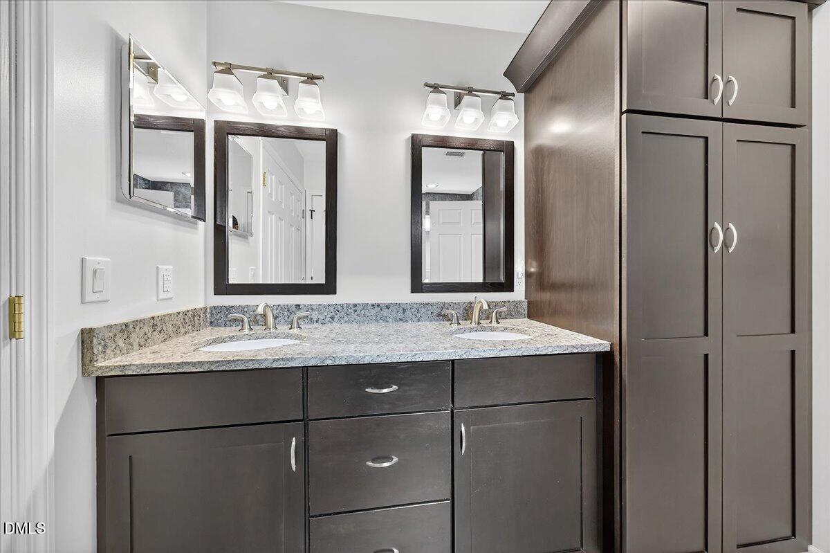 5608 Barham Court Raleigh, NC 27613 - Photo 19 of 37 14-aINT_015