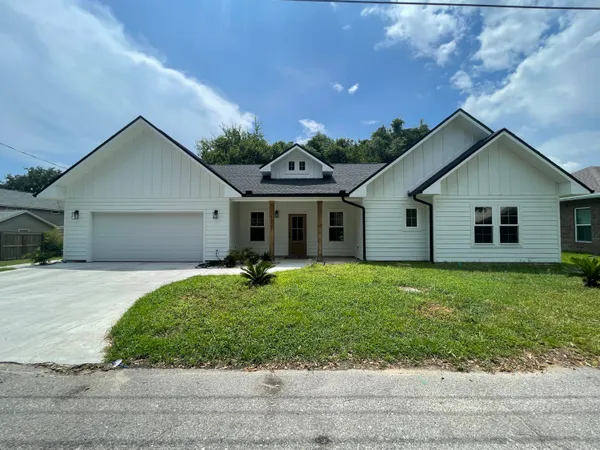 $2,375 | 1321 Cedar Avenue South, Niceville, FL 32578