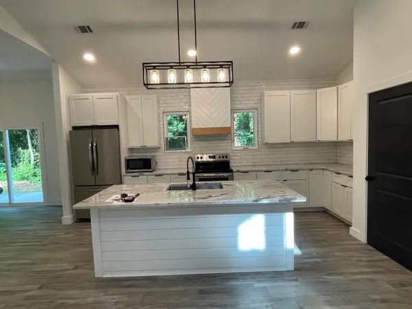 $2,375 | 1321 Cedar Avenue South, Niceville, FL 32578