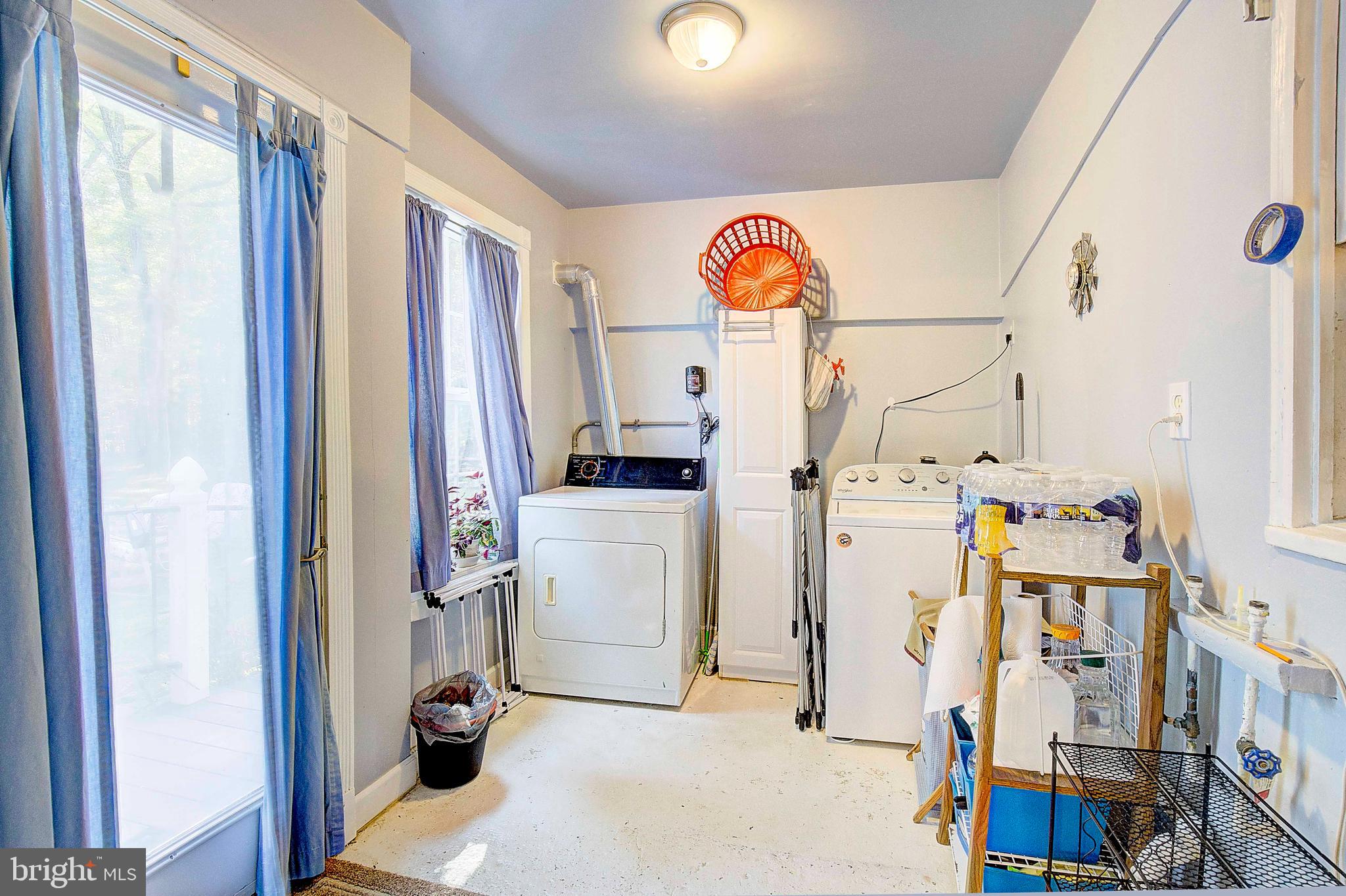 7685 Race Road Jessup, MD 20794 - Photo 22 of 54 wash room