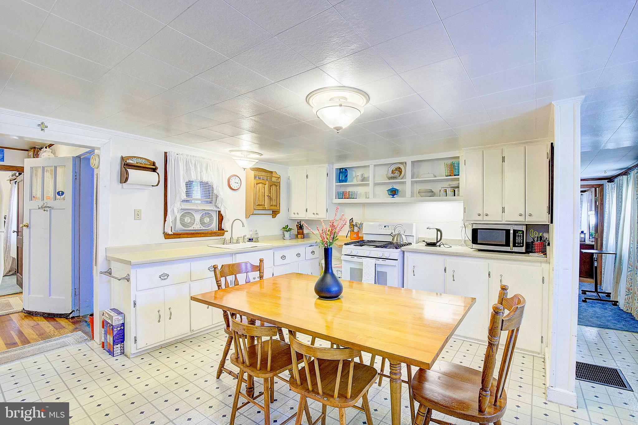 7685 Race Road Jessup, MD 20794 - Photo 7 of 54 Kitchen in main house.
