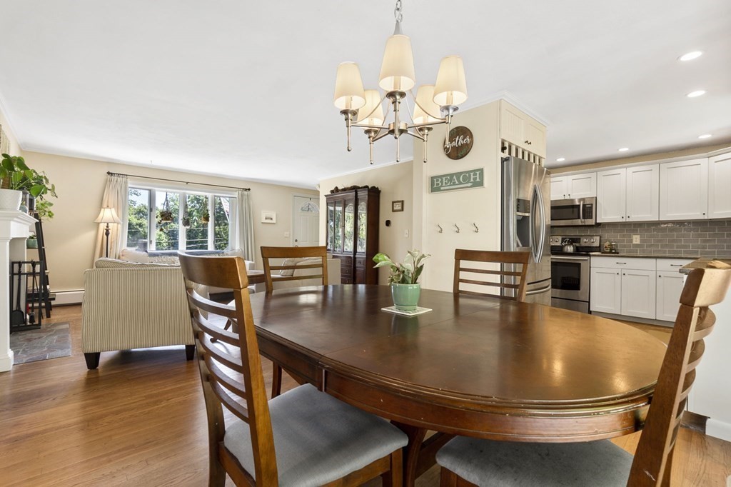 16 Juniper Street Ipswich, MA 01938 - Photo 12 of 41