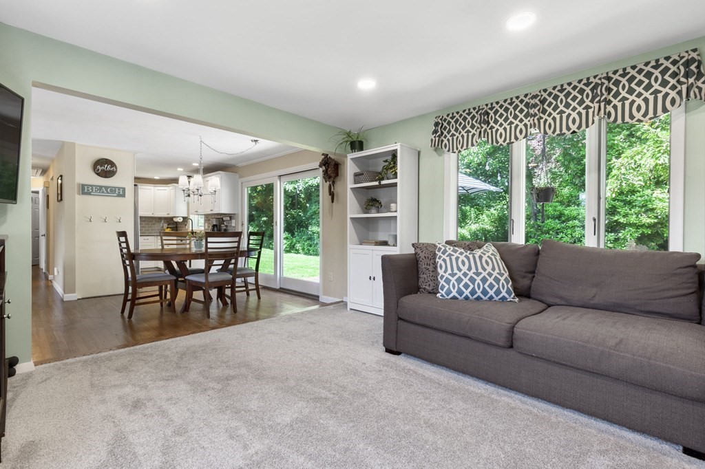 16 Juniper Street Ipswich, MA 01938 - Photo 14 of 41