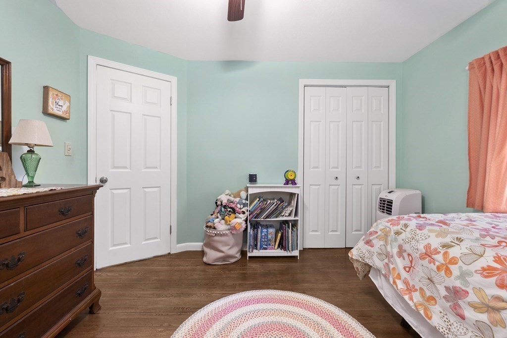 16 Juniper Street Ipswich, MA 01938 - Photo 26 of 41