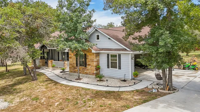 a view of a house with entertaining space