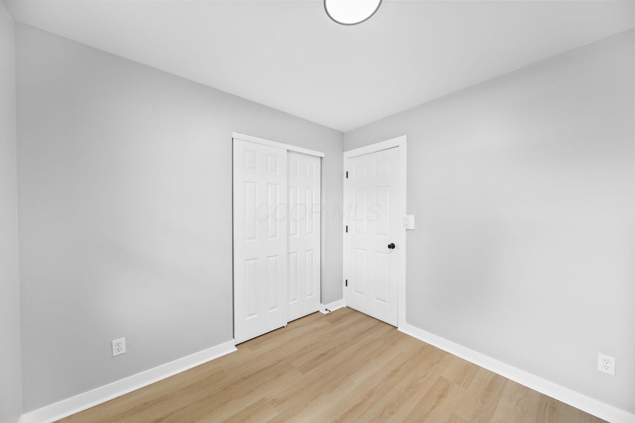 6365 Faircrest Road Columbus, OH 43229 - Photo 27 of 87 27-web-or-mls-DSC01097
